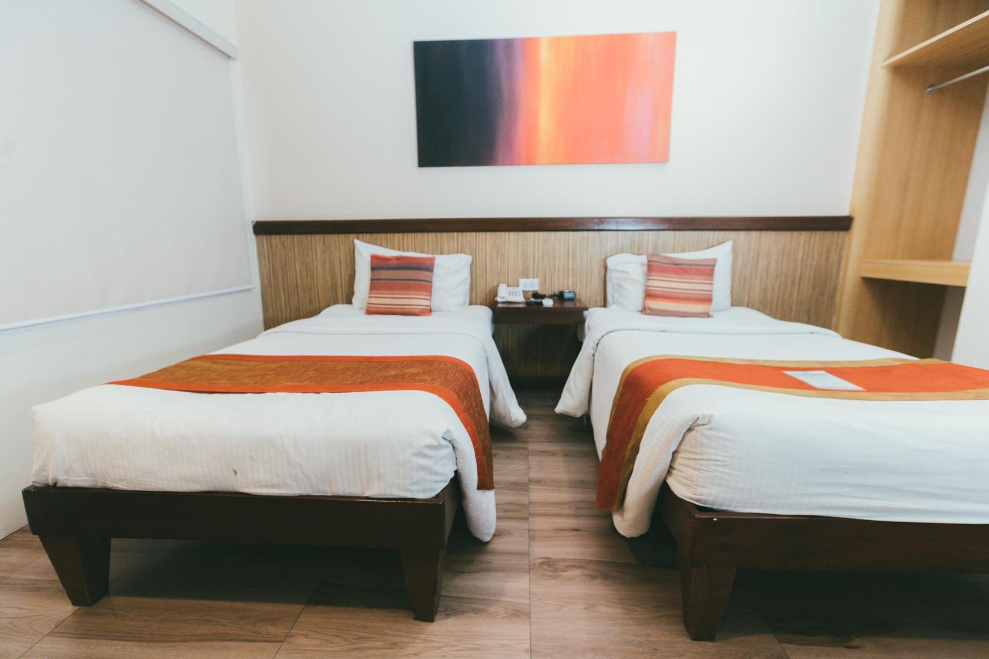 Ns Royal Hotel Cebu Zewnętrze zdjęcie